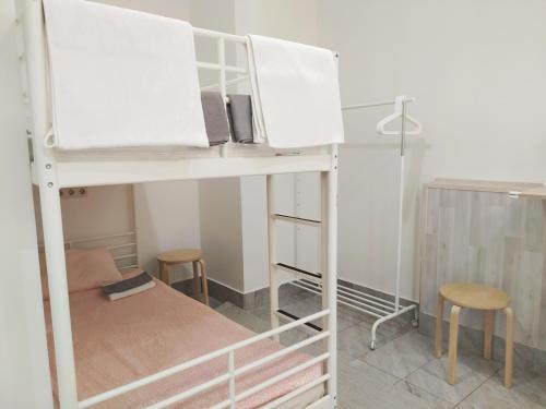 Двуетажно легло или двуетажни легла в стая в Kolibri apartments