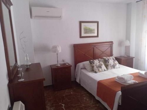 Amplio apartamento con parking gratuito (ספרד גרנדה ...