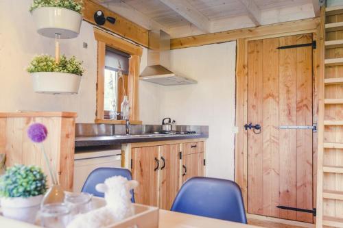 Tree house – Photos 5