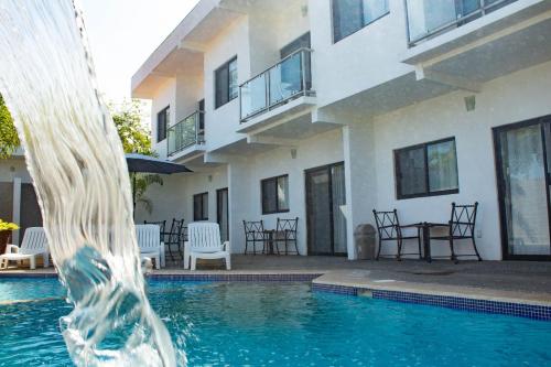 Πισίνα στο ή κοντά στο Suites del Carmen