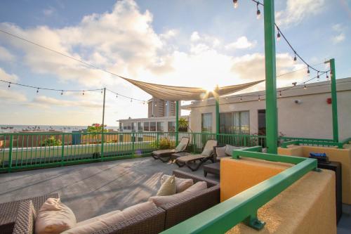 Balkón nebo terasa v ubytování Holiday Inn Oceanside Marina Camp Pendleton by IHG