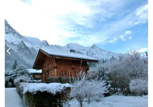 صورة لـ Alpine Retreat with Mont Blanc View, Chamonix, private parking في شامونيه مون بلان