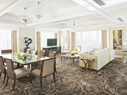 Gallery image of Fairmont Makati in Manila