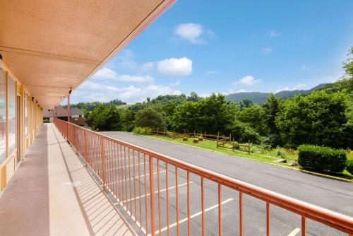 a balcony with a view of a road at Econo Lodge Marion I-81 in Marion