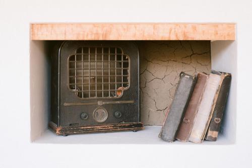 a toaster oven sitting on top of a shelf at Hotel Boutique BC Wine Casablanca in Casablanca