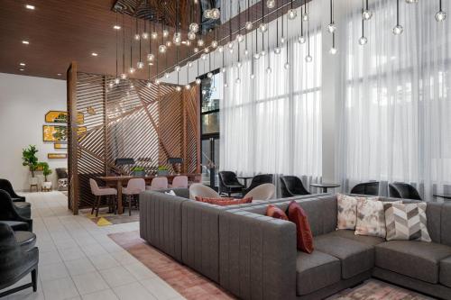 Hyatt Place Atlanta/Perimeter Center Image