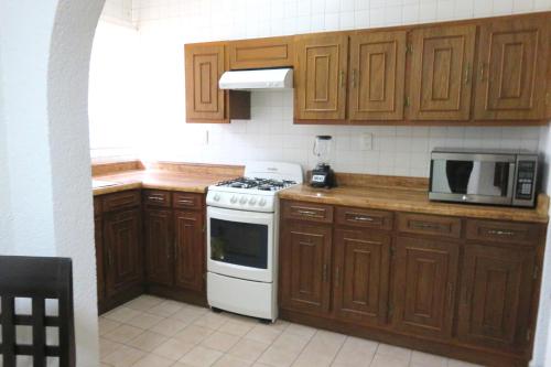 Η κουζίνα ή μικρή κουζίνα στο Hotel Huizache