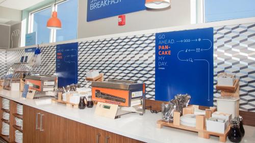Holiday Inn Express & Suites Panama City Beach - Beachfront by IHG photo 50