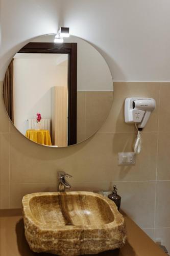 Un baño de BaroccoSuite