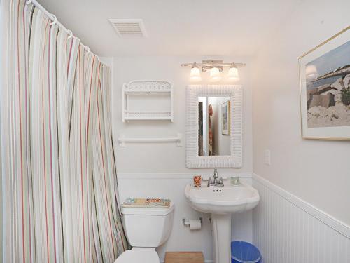 Phòng tắm tại Sea Colony Brandywine House