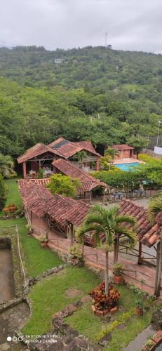 Πισίνα στο ή κοντά στο Hotel Campestre UMPALÁ