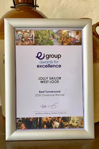 Jolly Sailor Inn – Photos 3