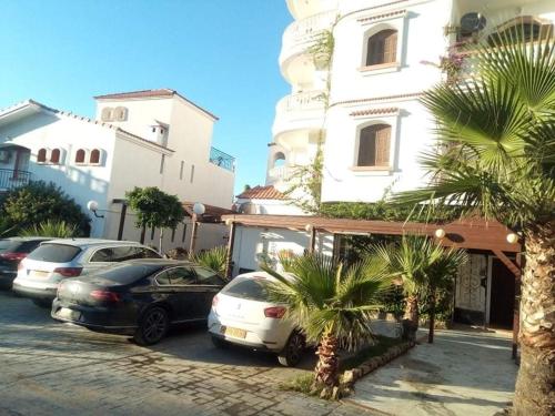 Το κτήριο όπου στεγάζεται  το hostel