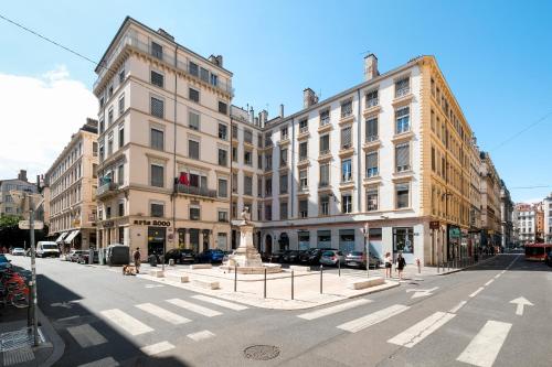 trendy flat-lyon centre-hotel de ville