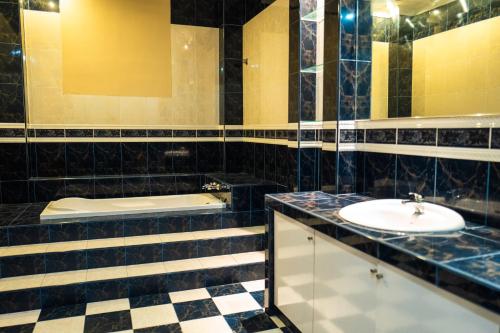 Gallery image of MK Homestay Wakaf Che Yeh with bathtub - Max 14 Pax in Kota Bharu
