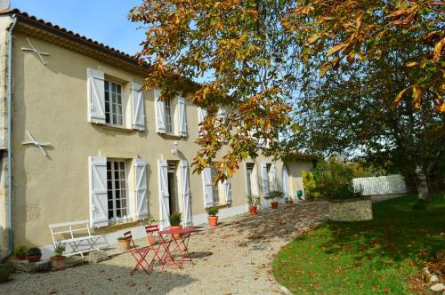 Gallery image of Le Jardin dans les vignes in Barsac