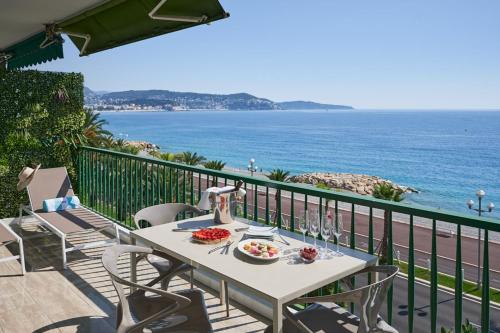 Sunlight Properties - Sky blue - 3 bedroom flat with sea view on the Promenade des Anglais