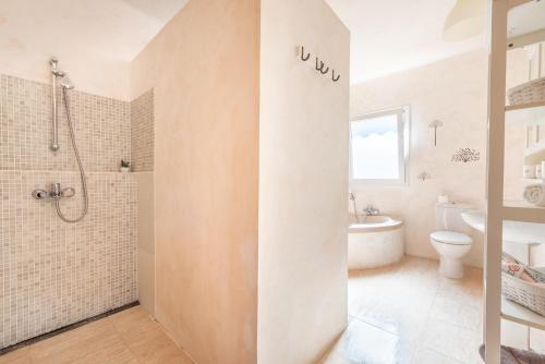 Koupelna v ubytování Polita des carritxo