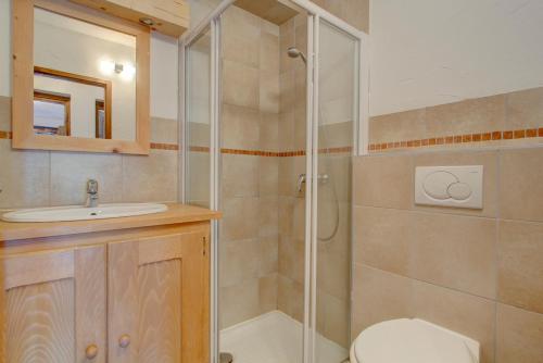 Ένα μπάνιο στο Croix Apartment - Snow and Trek - Morzine