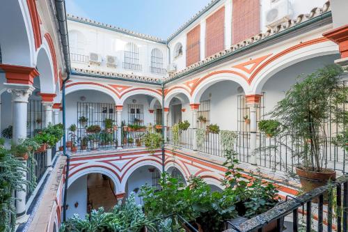 Apt. Casa Palacio Santa Cruz Cathedral views -