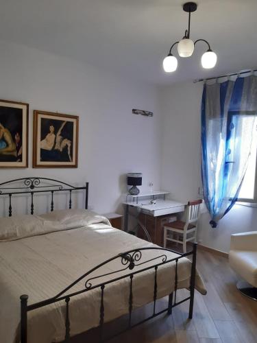 A bed or beds in a room at ASFODELIA-STELLA