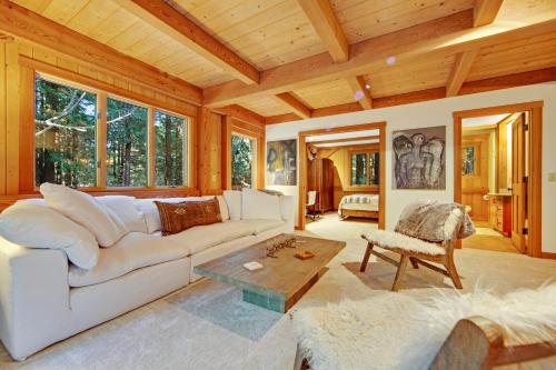 Pomo Creek Cabin – Photos 4