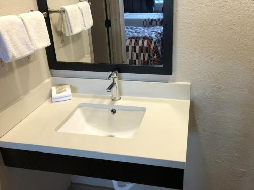 Imagen de la galería de Red Roof Inn Greenville, NC, en Greenville