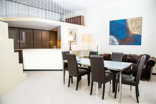 Central Apartment - Walk to Navona - Full Kitchen - Fast Wi-Fi & A-C