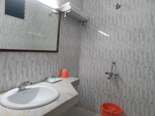 Koupelna v ubytování Hotel PLR Grand
