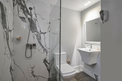 Koupelna v ubytování Hotel Riazor