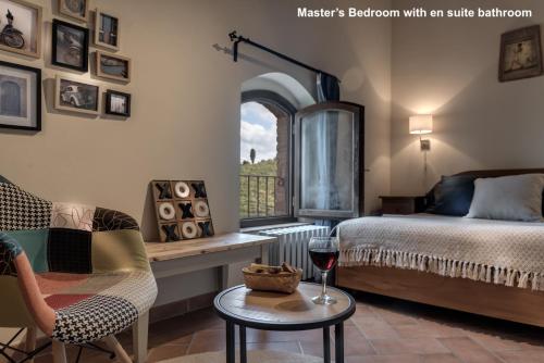 Katil atau katil-katil dalam bilik di Agriturismo Rigone in Chianti