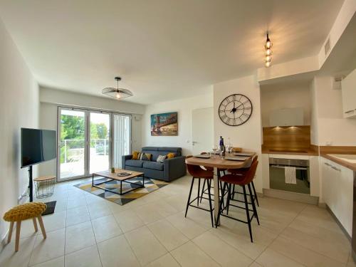 Photo de la galerie de l'établissement Appartement Cosy - Arbre Blanc - Rooftop View, à Montpellier