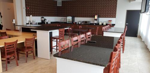 En restaurant eller et andet spisested på Wingate by Wyndham Christiansburg