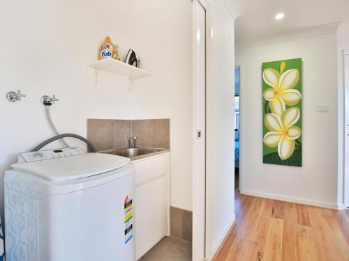 Fotografie z fotogalerie ubytování Villa Zelma I Pet Friendly I 4 Min Walk to Beach v destinaci Culburra Beach