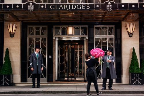 Huéspedes de Claridge's, Maybourne