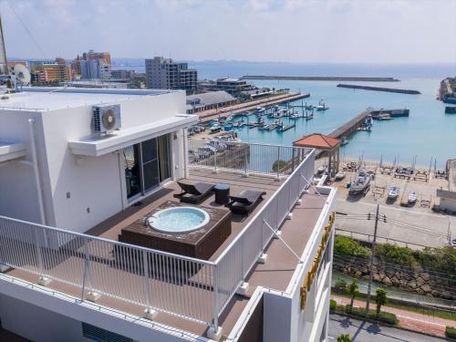 Gallery image of Seaside Condominium Rana Chatan in Chatan