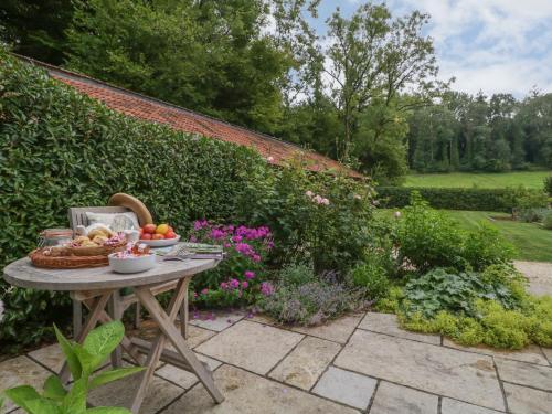 Cow Drove Cottage – Photos 3