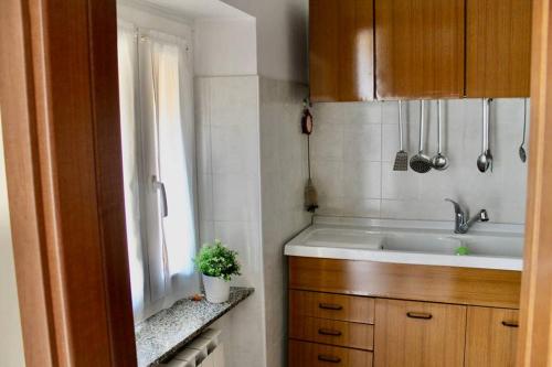 Köök või kööginurk majutusasutuses BORGHETTO STORICO - Fronte Castello