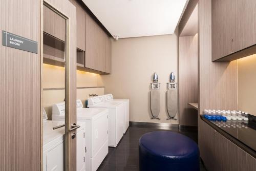 A bathroom at Holiday Inn Express Bangkok Siam, an IHG Hotel