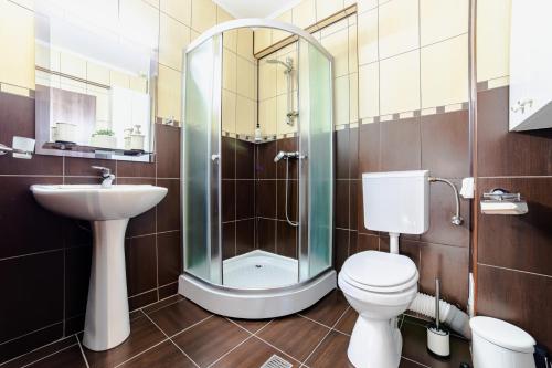 Koupelna v ubytování MIKRAS LUXURY APARTMENT