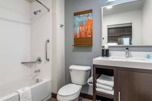 Gallery image of MainStay Suites Waukee-West Des Moines in Waukee