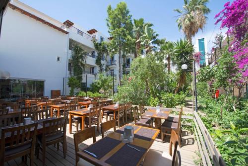 Zahrada ubytování Sami Beach Hotel- All Inclusive