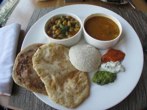 Mad på hotellet eller i nærheden