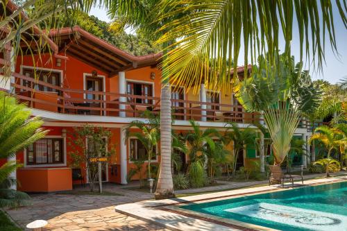 Gallery image of Capoeira Village in Porto Seguro