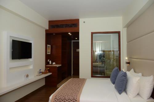 Viraj Sarovar Portico – Photos 3