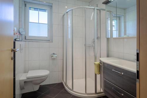 A bathroom at Appartements KATHARINA