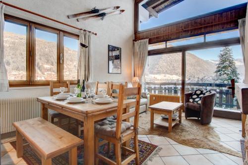 Pleney Apartment - Snow and Trek- Morzine
