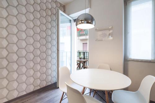 Contempora - Cavallotti 13 - Top floor, 1 bed with balcony A61