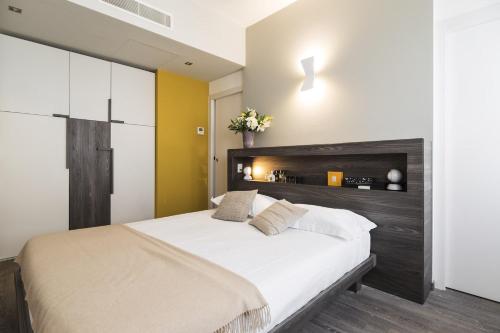 Contempora - Cavallotti 13 - Top floor, 1 bed with balcony A61