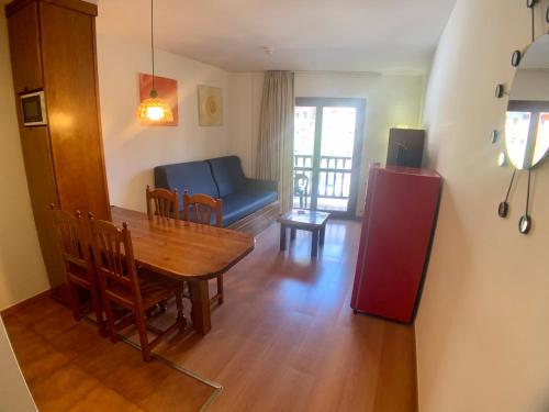 Ruang duduk di Apartamentos Los Lagos